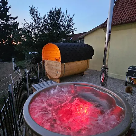 Virivka A Sauna Na Pokoji,nebo Na Vlastni Terase - Farma U Pribrami Apartment