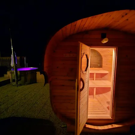 Virivka A Sauna Na Pokoji,nebo Na Vlastni Terase - Farma U Pribrami Apartment Pribram